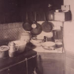 Atget, Intérieur de cuisine, 1910